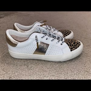 Vintage Havana size 7.5 Sneakers